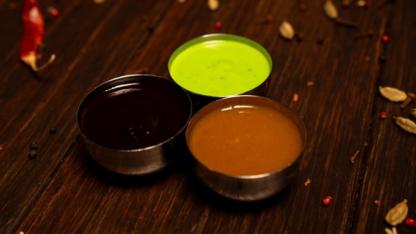 Trinity of Chutneys-Kurkuma400