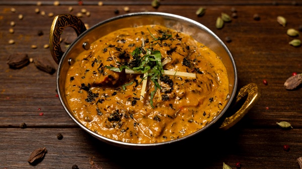 Methi Chicken-Kurkuma400