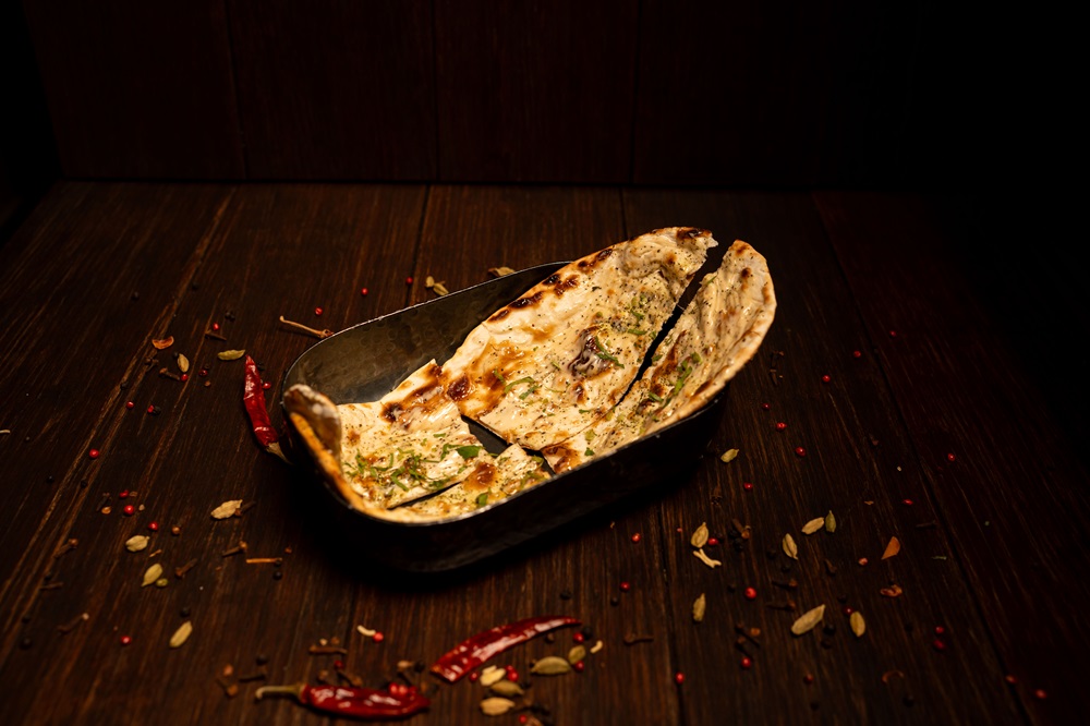 Methi Trüffel Naan-Kurkuma400